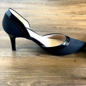 Lifestride black shoes